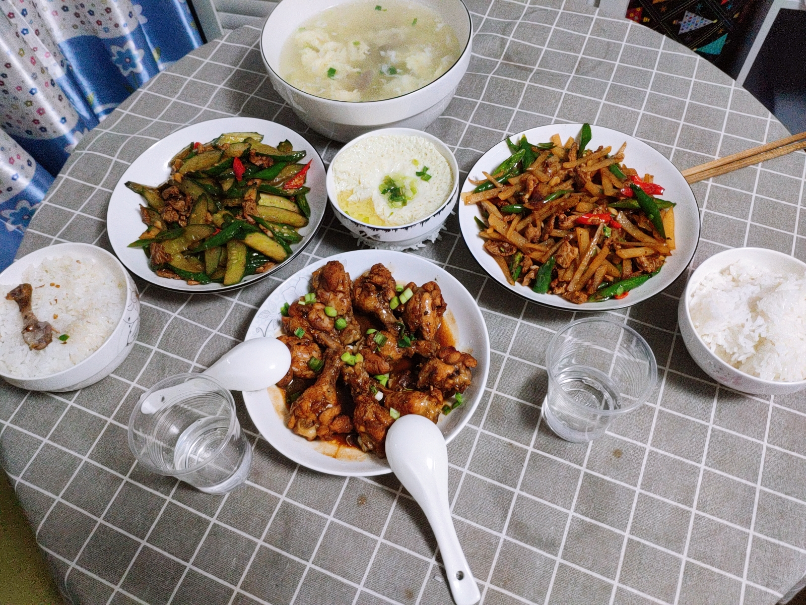 Day04 ./assets/fdab7d75e0f8b.jpg