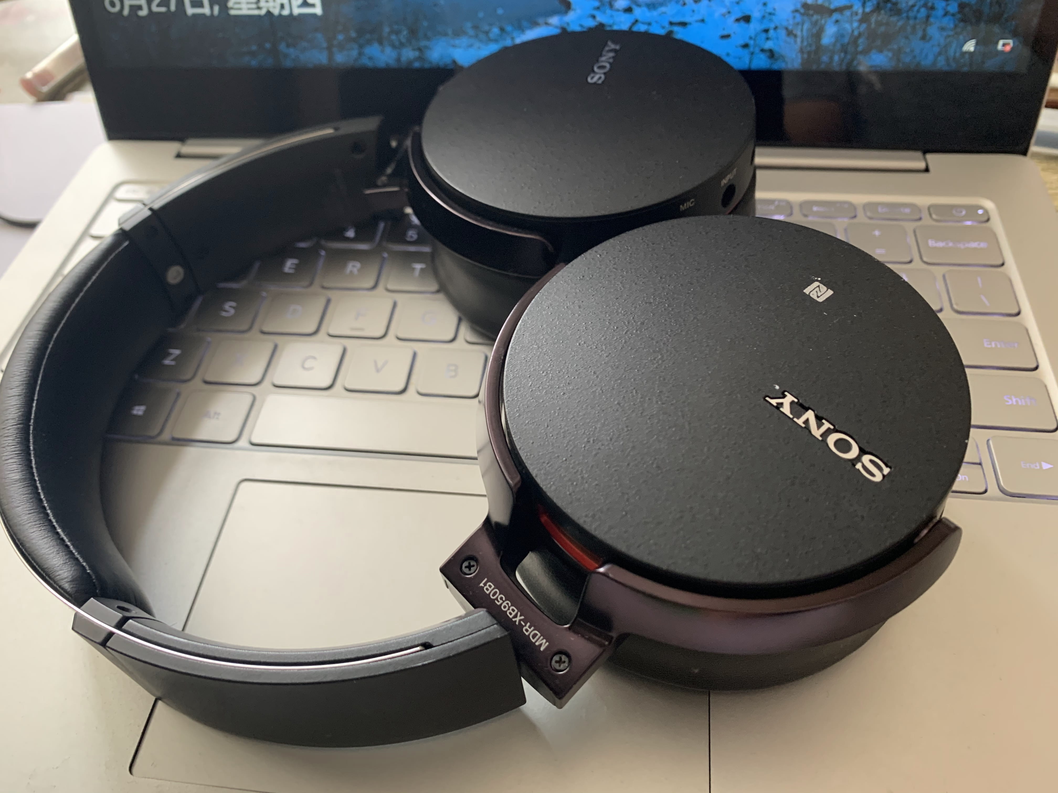 MDR-XB950B1 ./assets/731c9d53aff31.jpg